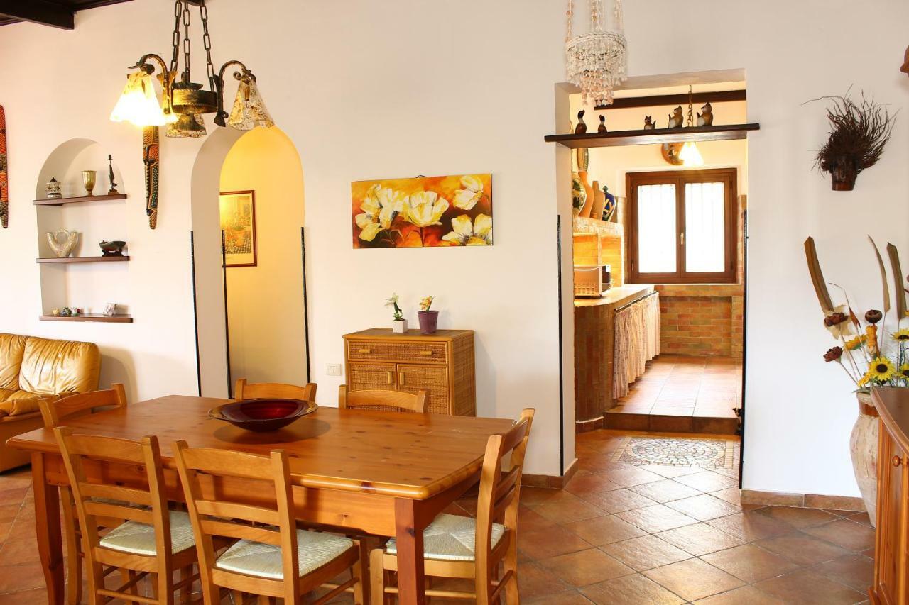 קאריני Villa Porto Rais מראה חיצוני תמונה